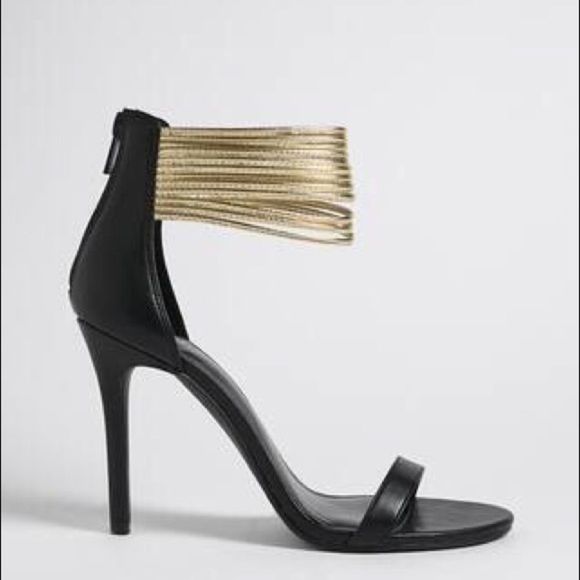 Forever 21 Black and Gold Heels - Picture 1 of 1